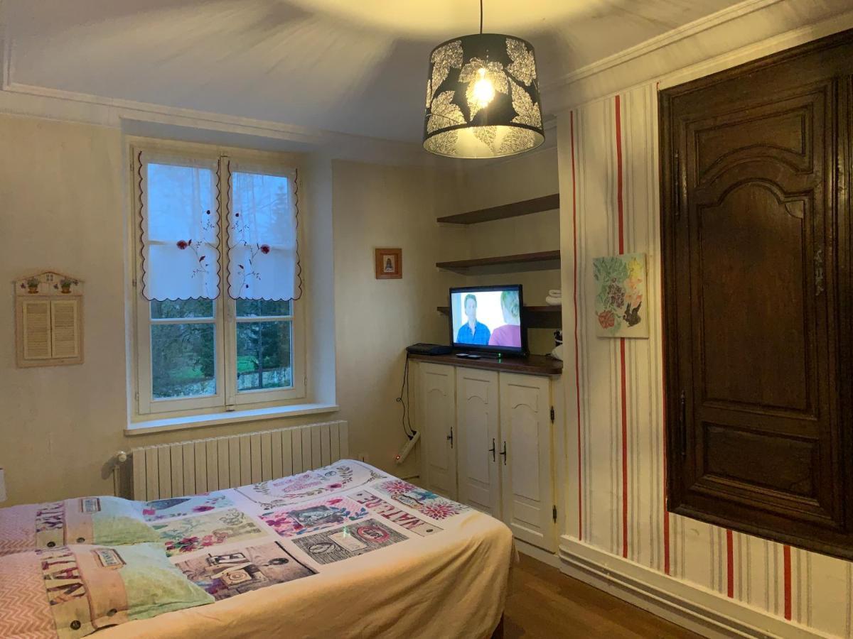 Chambres D'Hotes Dans Une Maison De Caractere Mussey-sur-Marne Екстериор снимка