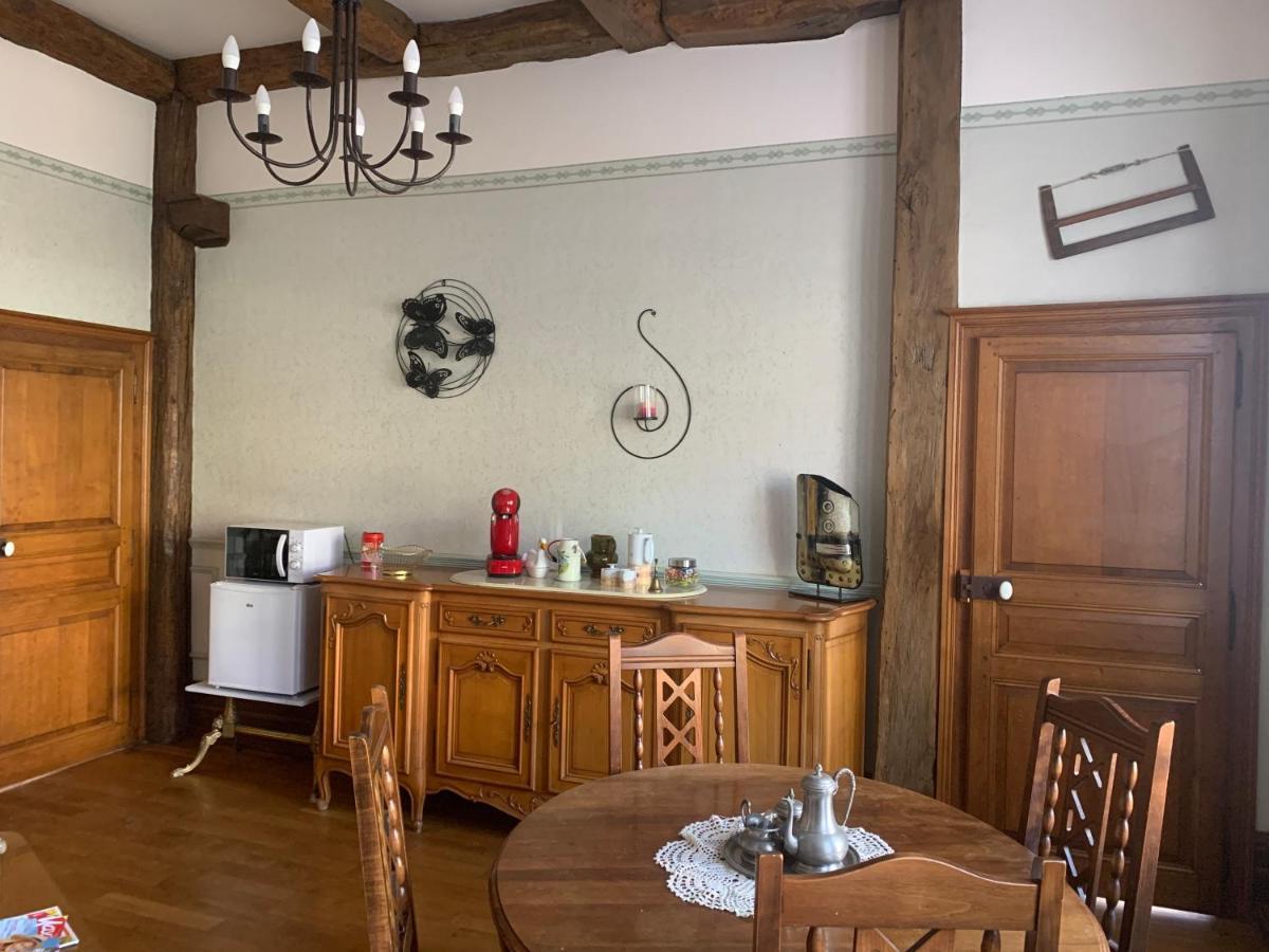 Chambres D'Hotes Dans Une Maison De Caractere Mussey-sur-Marne Екстериор снимка